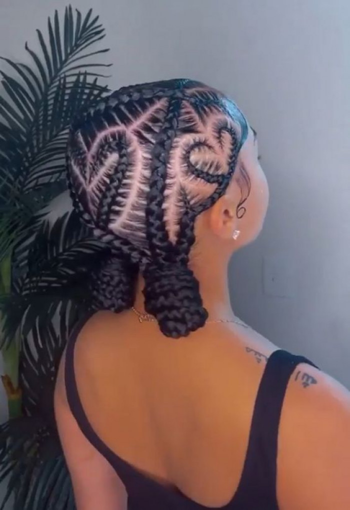 Fulani braids in heart shape