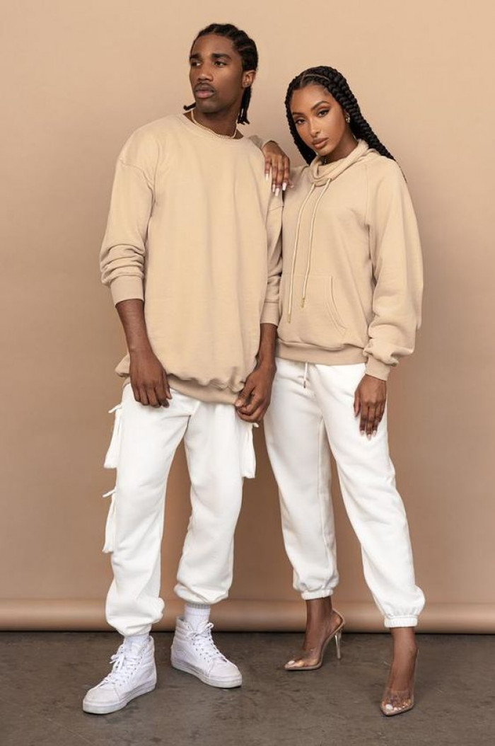 couples wear matching outfits 7