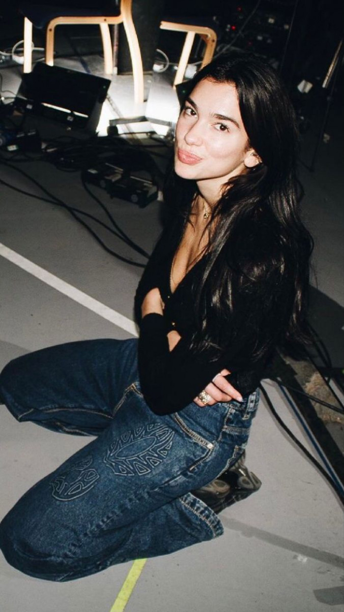 Dua Lipa Sexy Pics Backstage