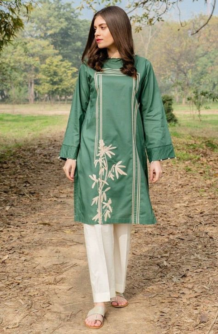 Green kurti look