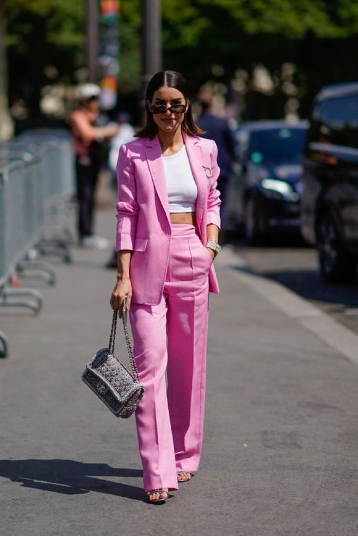 White And Pink Outfits For Women